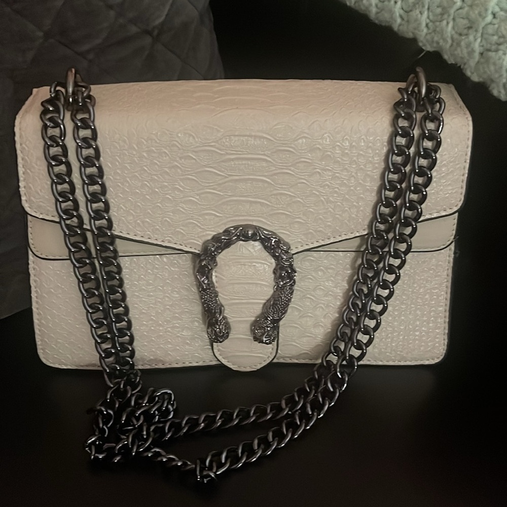 Lux White Chain Shoulder Bag